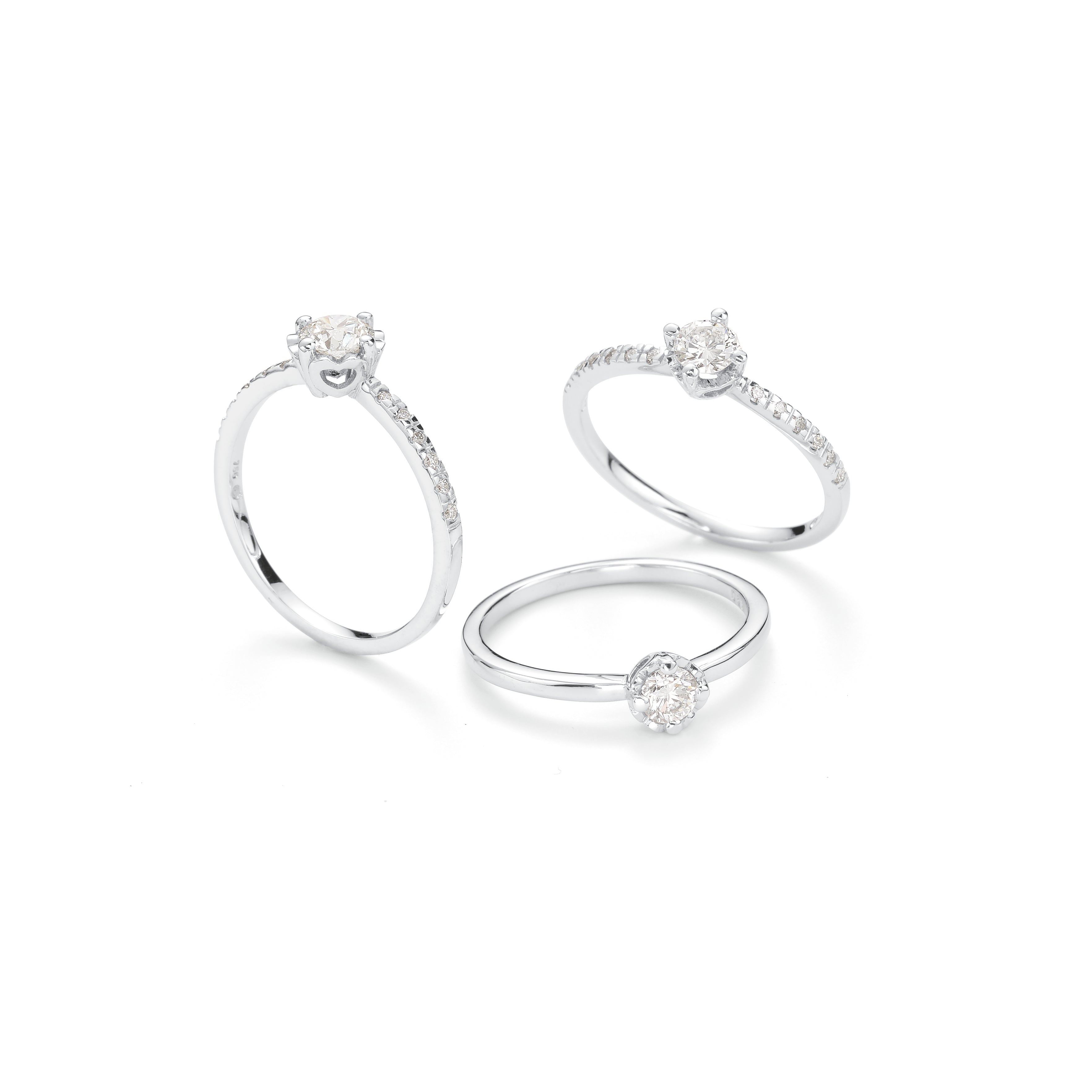 Bague solitaire cœur 0.50 ct.