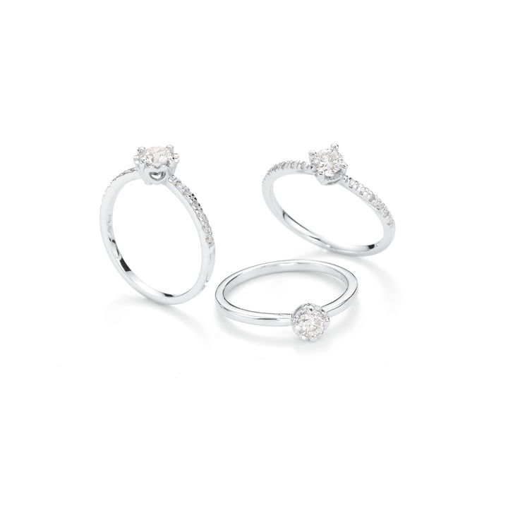 Bague solitaire cœur 0.15 ct.