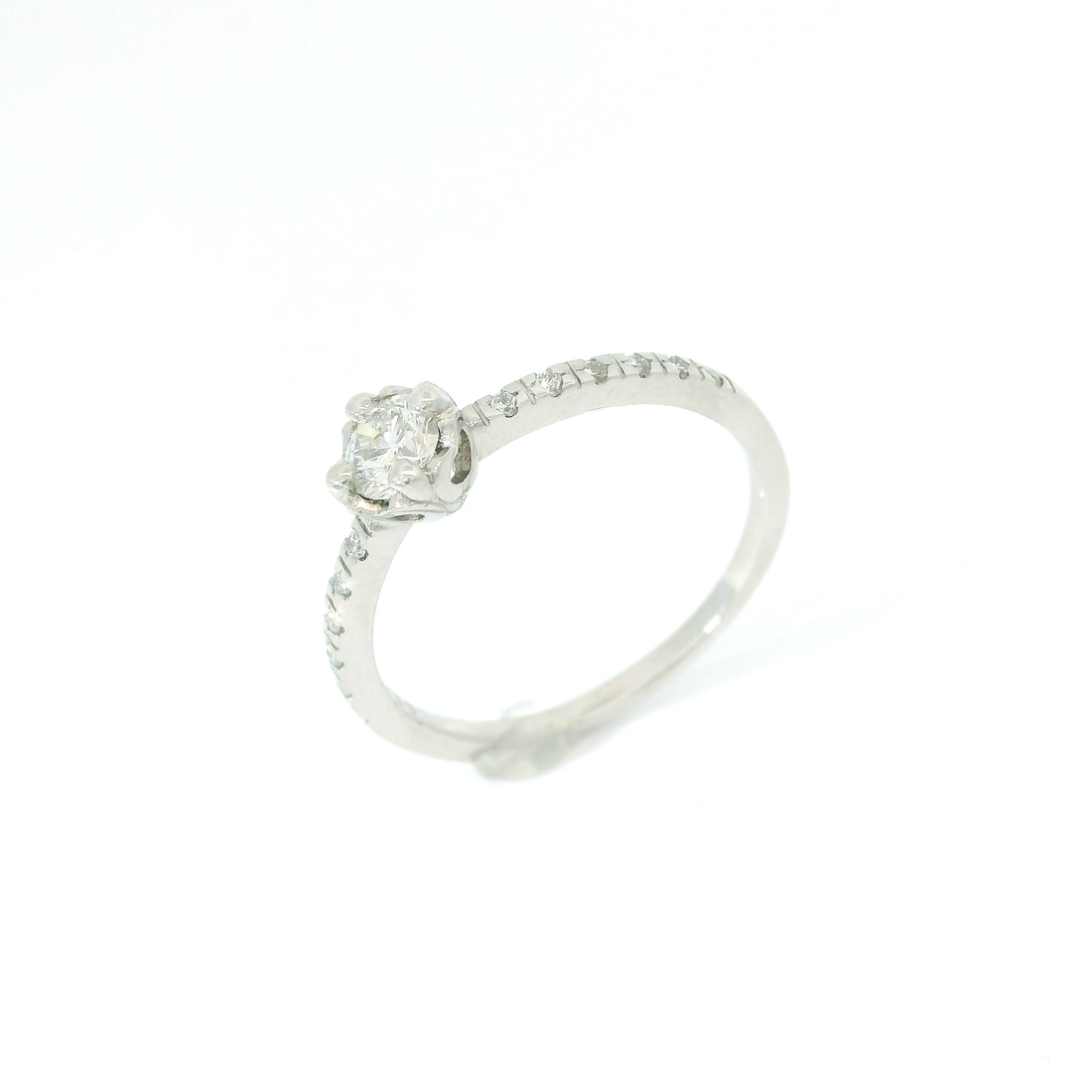 La bague solitaire cœurs 0.25 carats