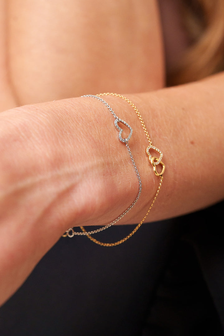 Bracelet doubles cœurs enlacés