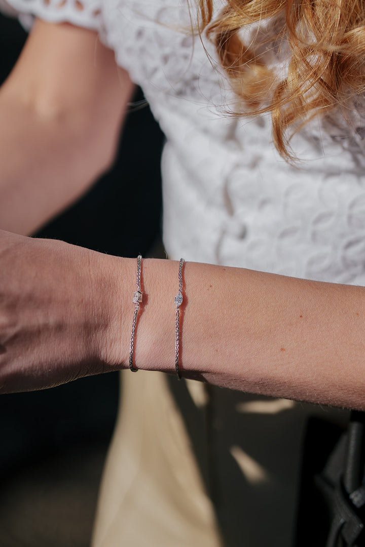 Silberarmband mit Diamant im Marquise-Schliff