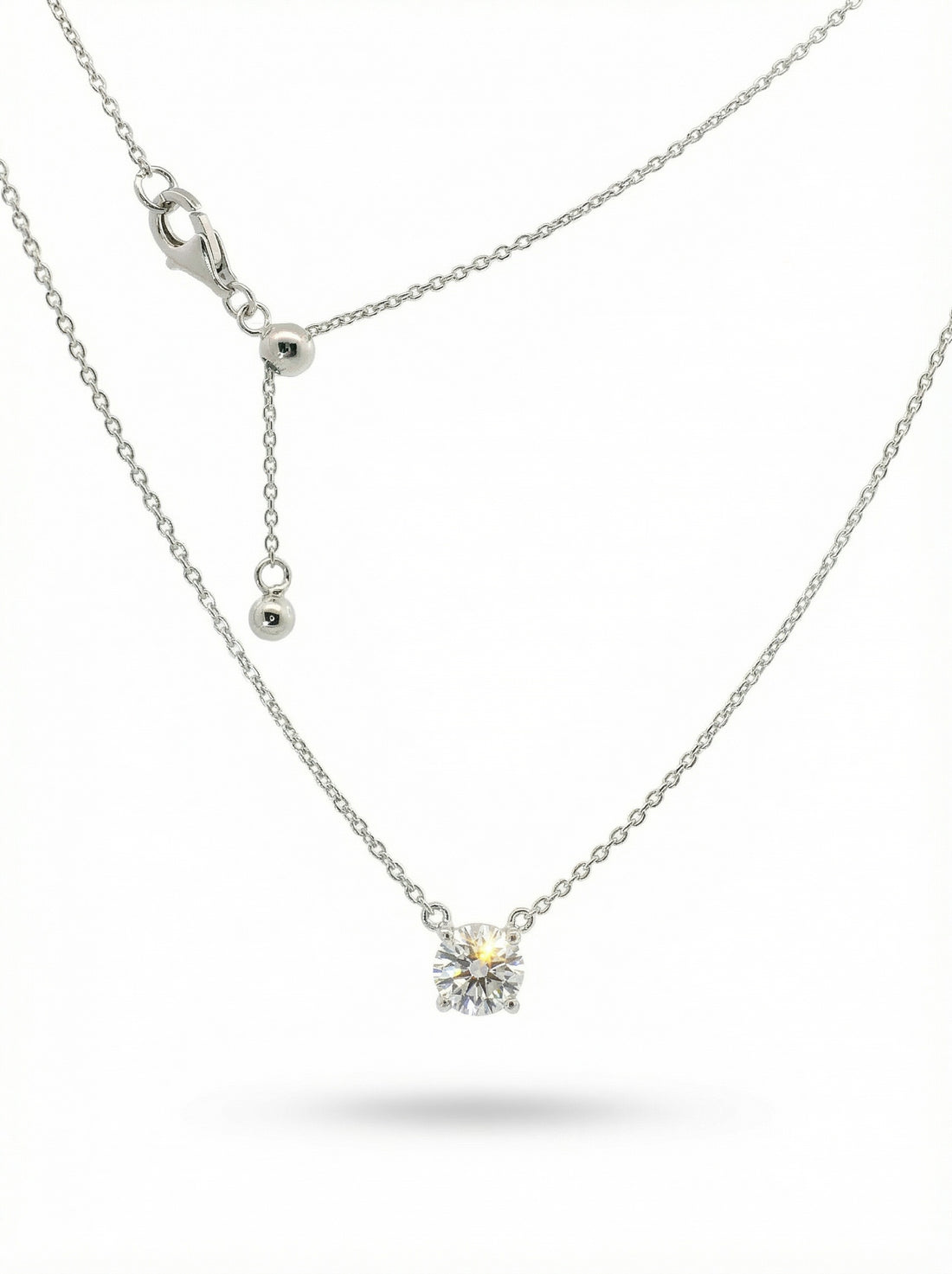 Silver Necklace - round brillant shape diamond
